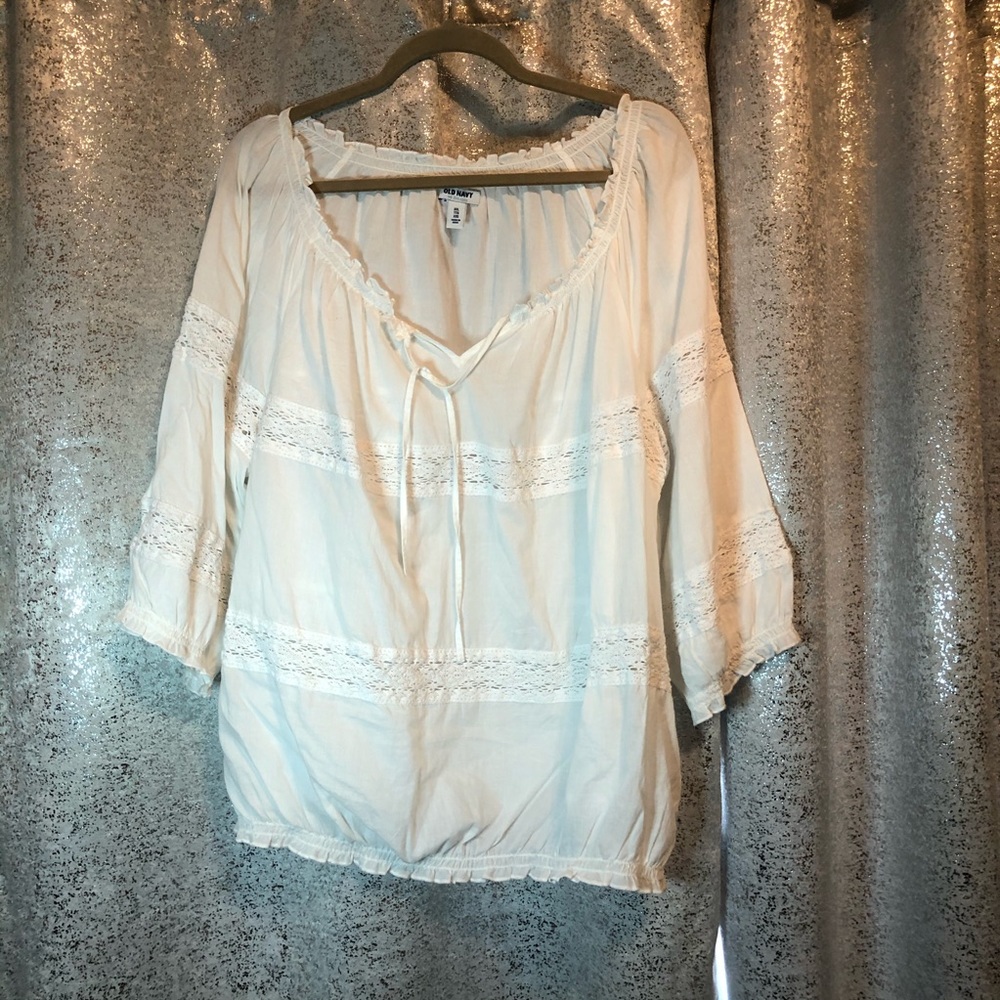 Old Navy White Top Eyelet